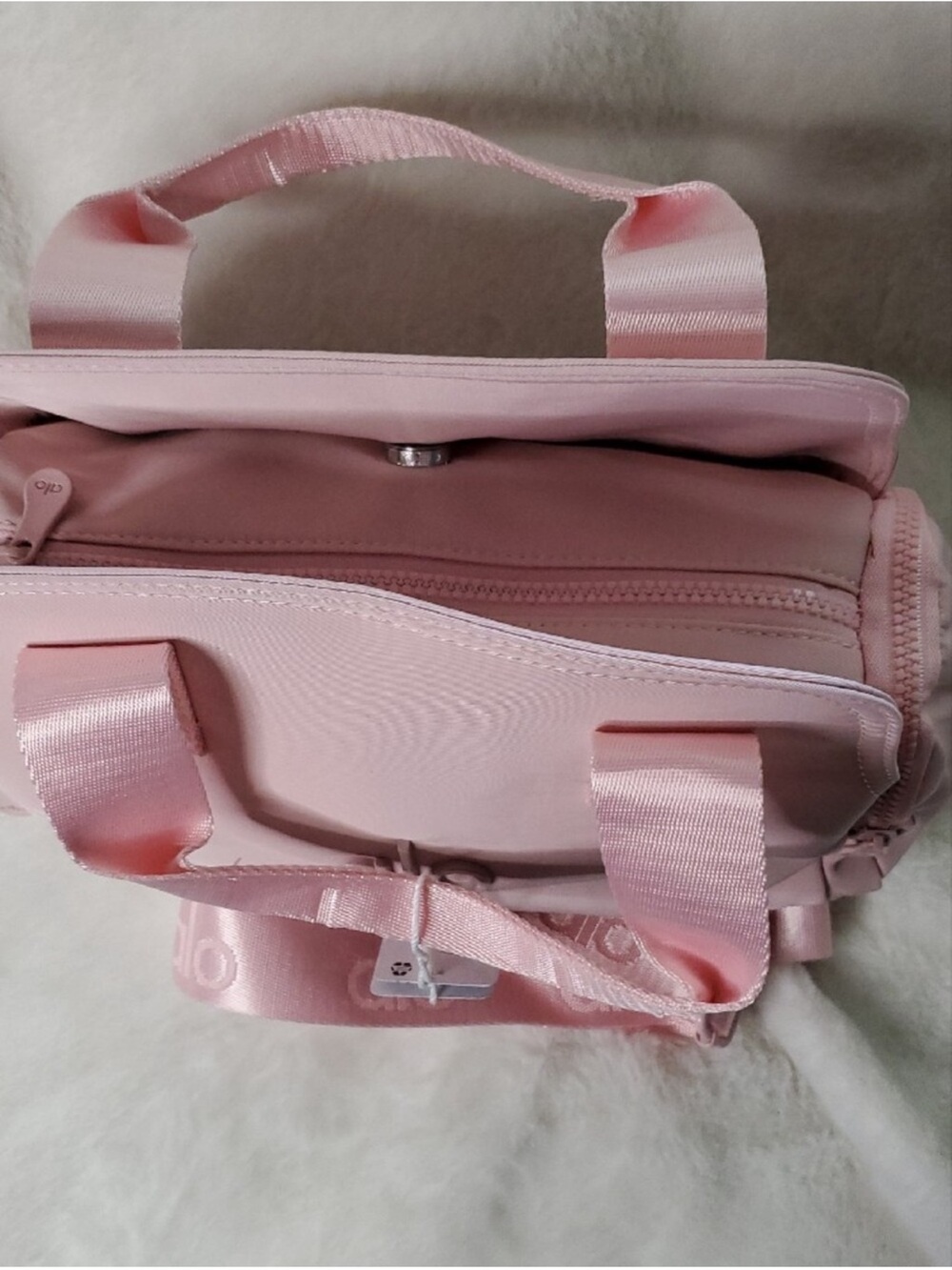 NWT ALO Yoga Pink Mini Duffle Crossbody Bag Shoulder Strap - Picture 4 of 9
